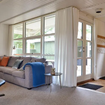 בית נופש Beautiful Home In Hvide Sande With Sauna Bjerregård